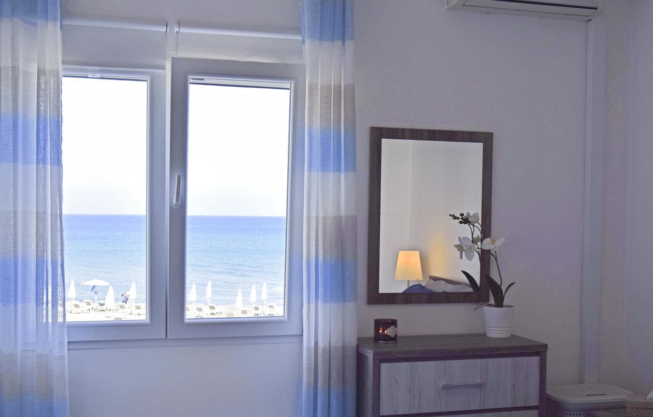 لارنكا Mackenzie Beach Zen-Apartment المظهر الخارجي الصورة